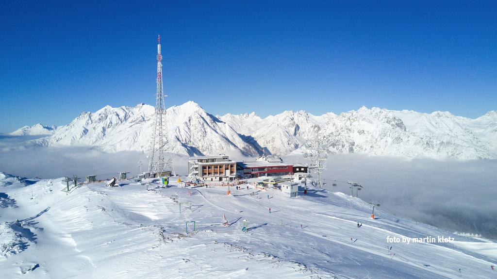 Venet Gipfelhuette Hotell Zams Exteriör bild
