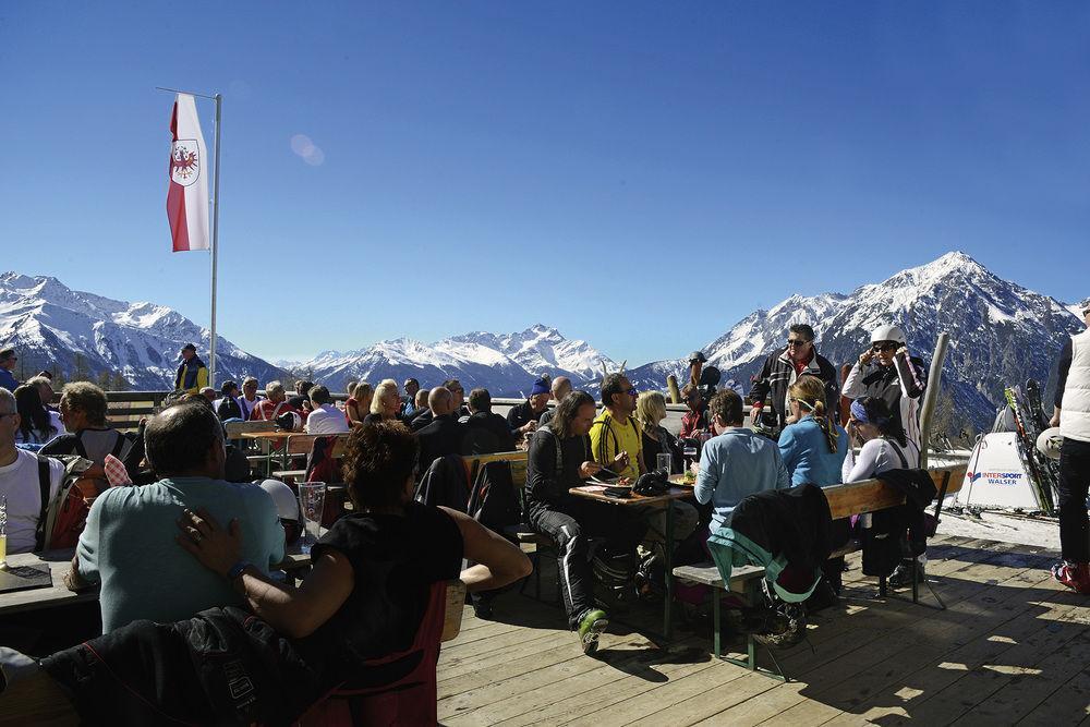 Venet Gipfelhuette Hotell Zams Exteriör bild