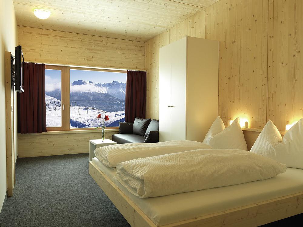 Venet Gipfelhuette Hotell Zams Exteriör bild